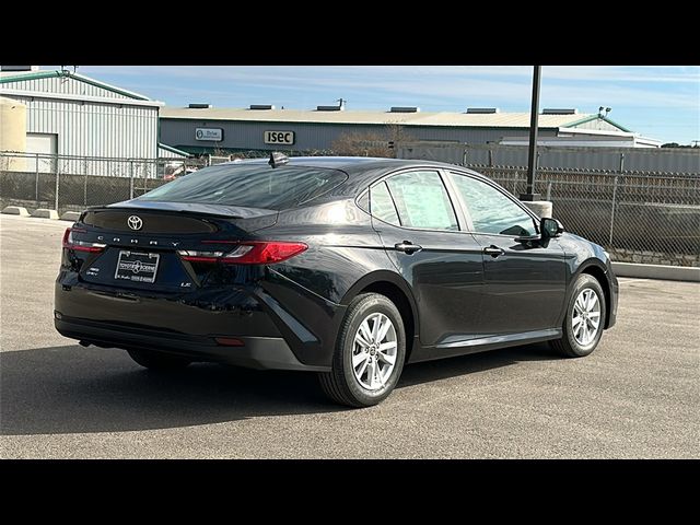 2025 Toyota Camry LE