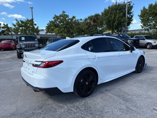 2025 Toyota Camry SE