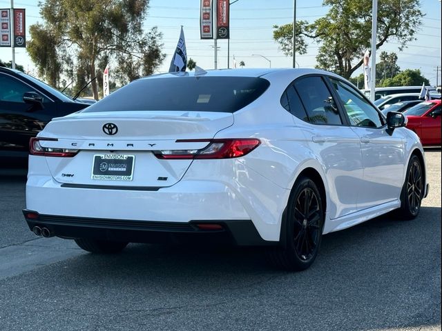 2025 Toyota Camry SE