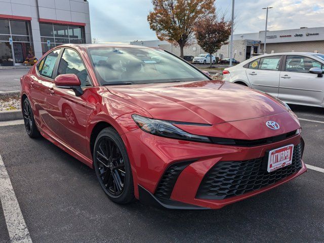 2025 Toyota Camry SE