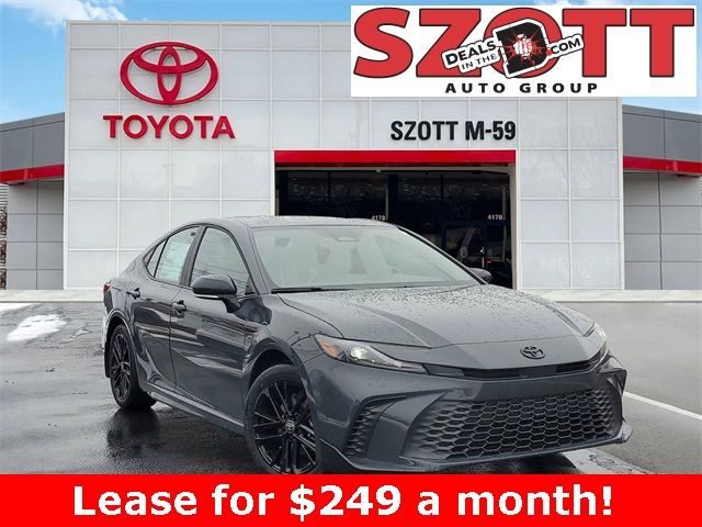 2025 Toyota Camry SE