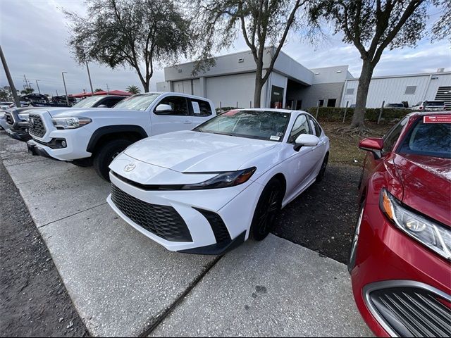 2025 Toyota Camry SE