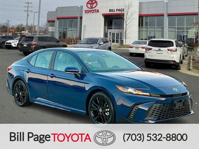 2025 Toyota Camry SE