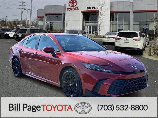 2025 Toyota Camry SE