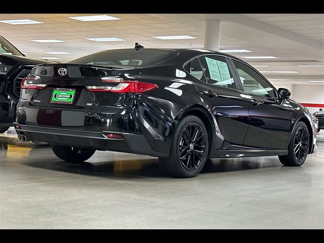2025 Toyota Camry SE