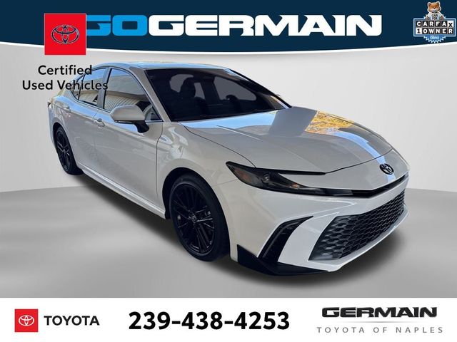 2025 Toyota Camry SE