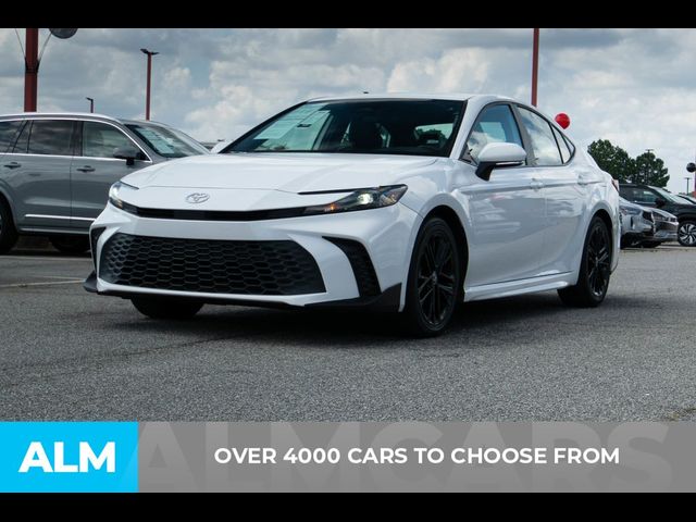 2025 Toyota Camry SE