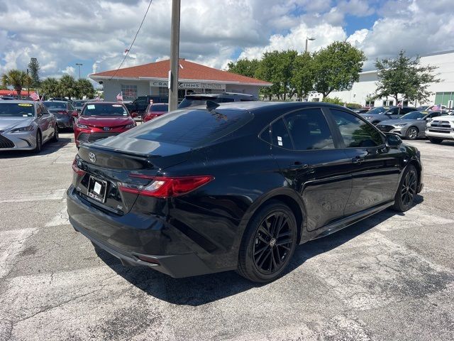 2025 Toyota Camry SE