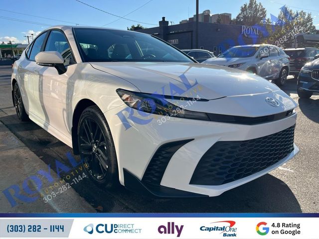 2025 Toyota Camry SE