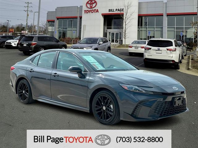 2025 Toyota Camry SE