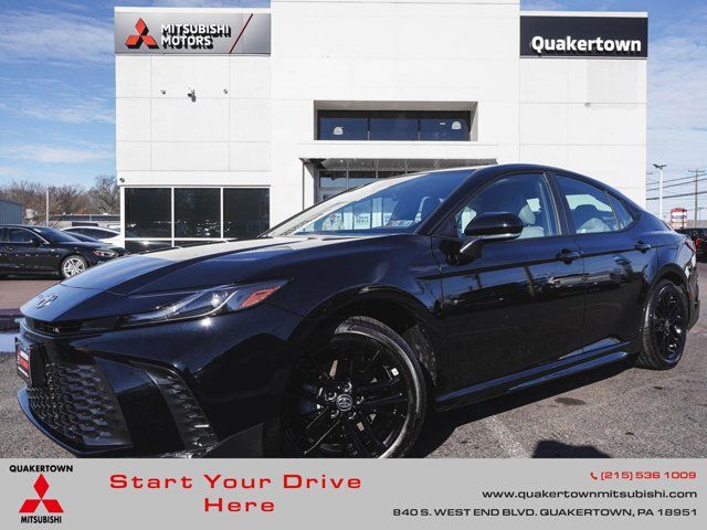 2025 Toyota Camry SE