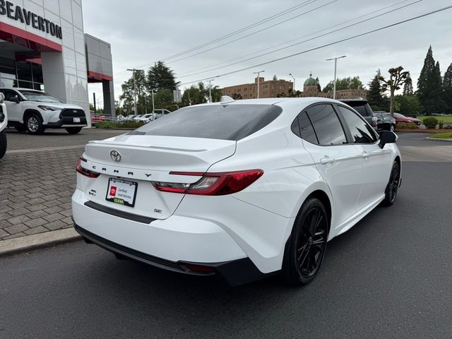 2025 Toyota Camry SE