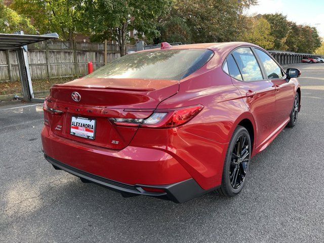 2025 Toyota Camry SE