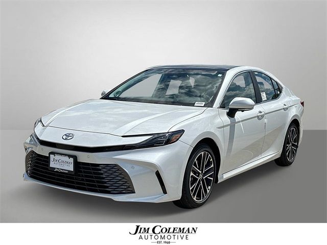 2025 Toyota Camry XLE