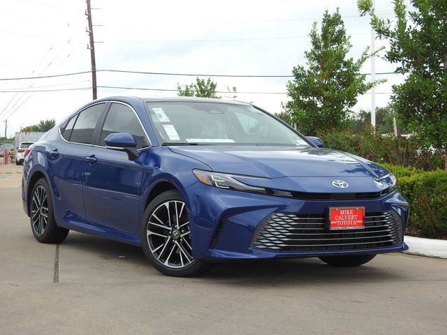 2025 Toyota Camry XLE