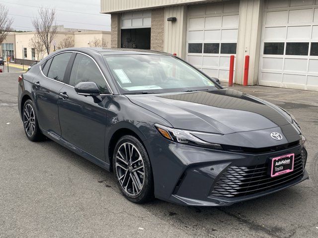 2025 Toyota Camry XLE