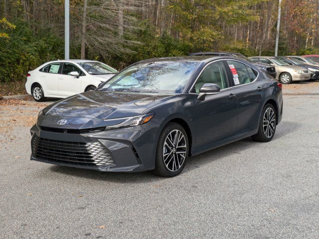 2025 Toyota Camry XLE