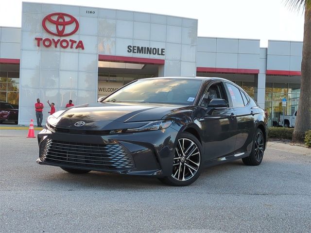 2025 Toyota Camry XLE