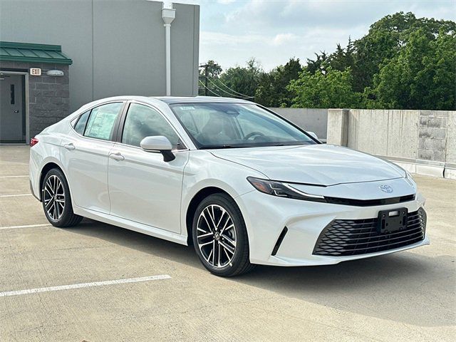 2025 Toyota Camry XLE
