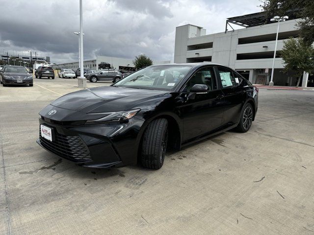 2025 Toyota Camry XLE