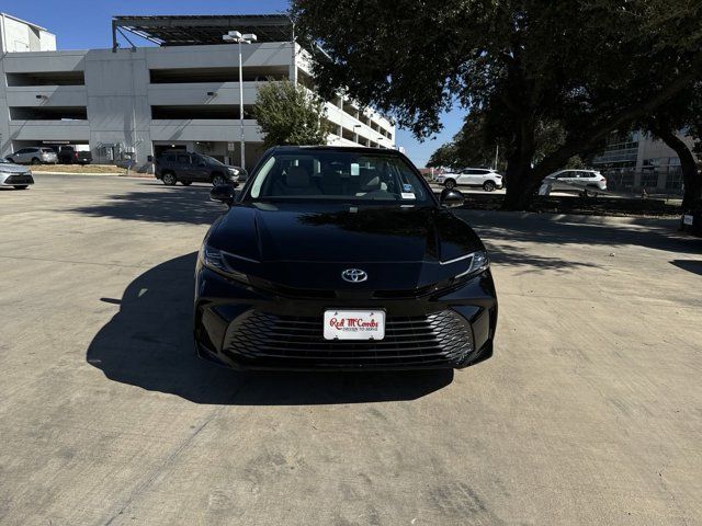 2025 Toyota Camry XLE