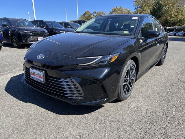 2025 Toyota Camry XLE