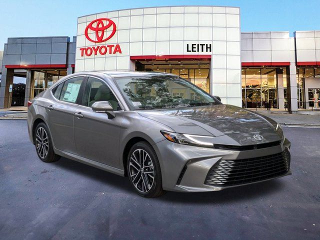 2025 Toyota Camry XLE