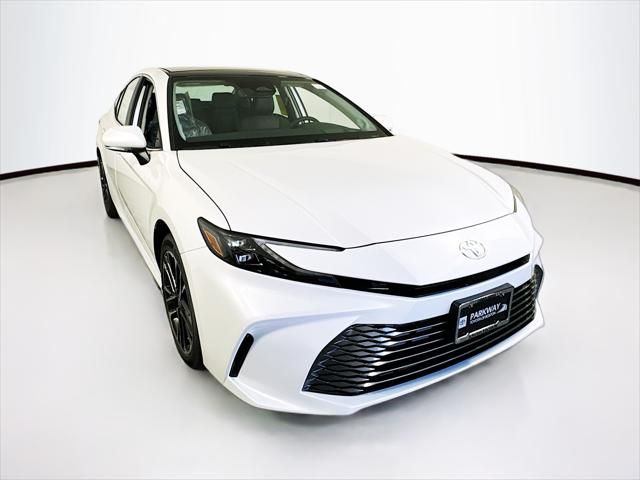 2025 Toyota Camry XLE