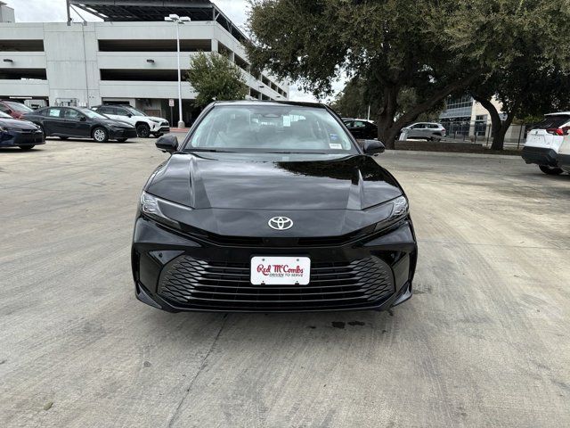 2025 Toyota Camry XLE