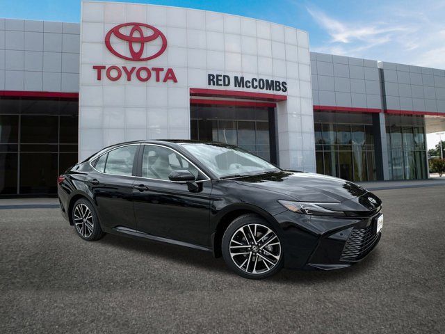 2025 Toyota Camry XLE