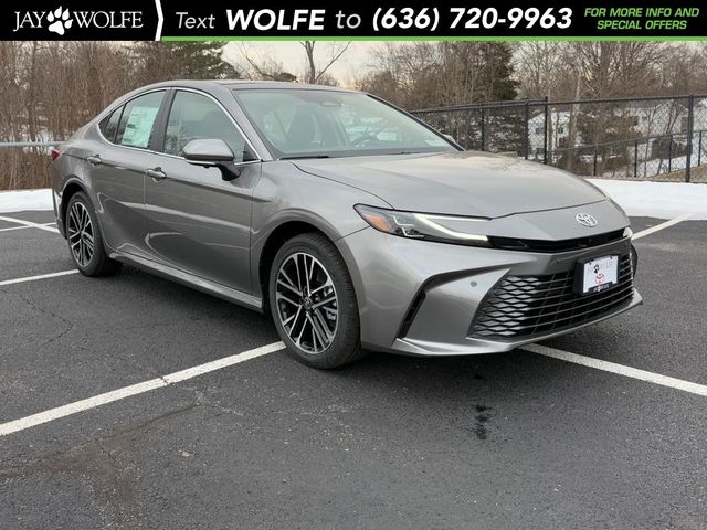 2025 Toyota Camry XLE