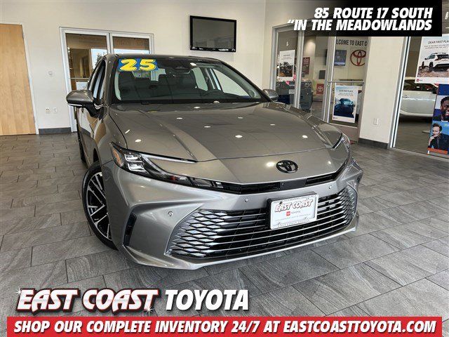 2025 Toyota Camry XLE