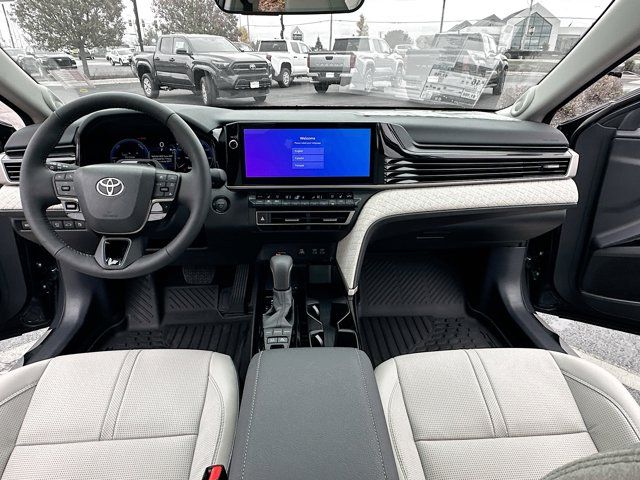 2025 Toyota Camry XLE