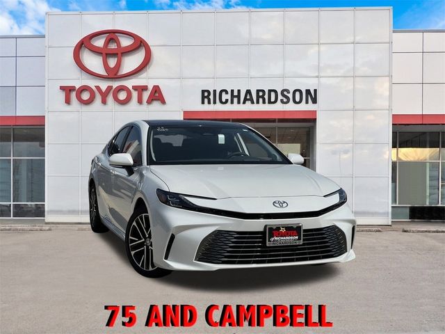 2025 Toyota Camry XLE