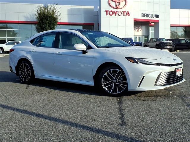2025 Toyota Camry XLE
