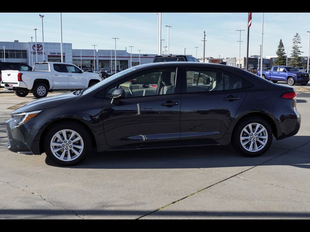 2025 Toyota Corolla Hybrid LE