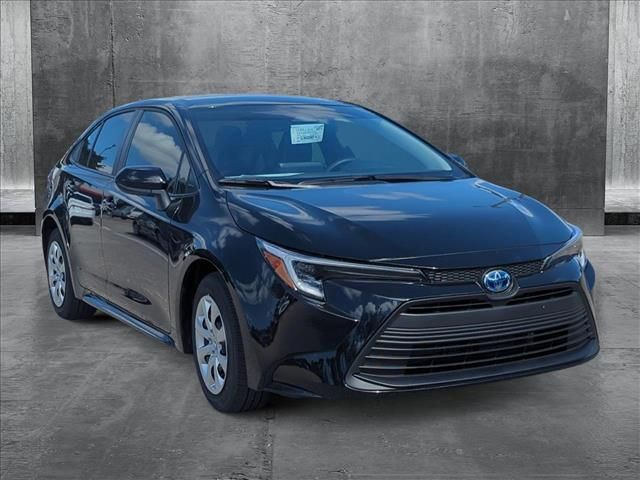 2025 Toyota Corolla Hybrid LE