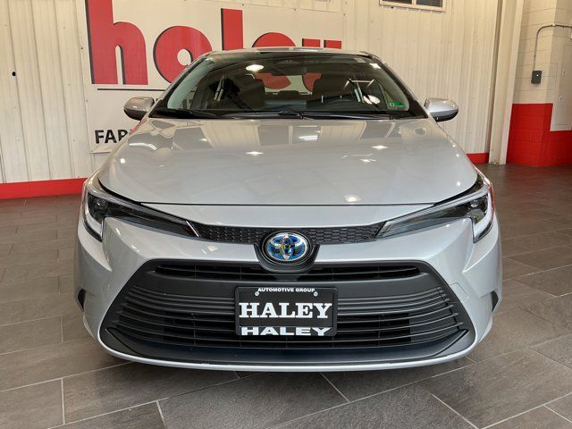 2025 Toyota Corolla Hybrid LE