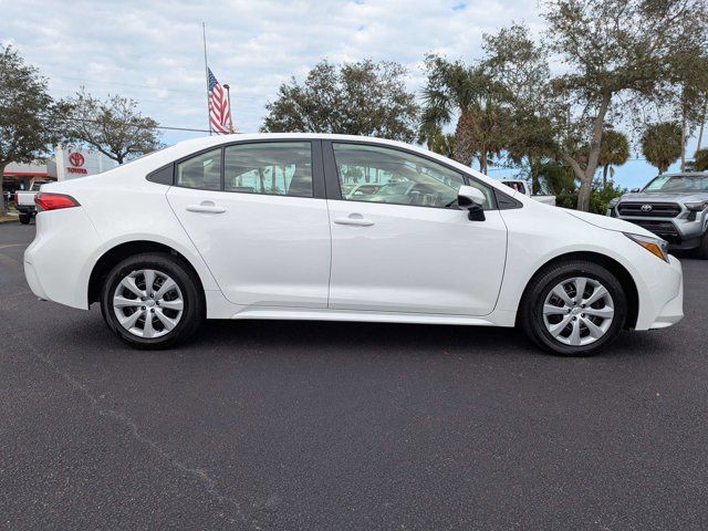 2025 Toyota Corolla Hybrid LE