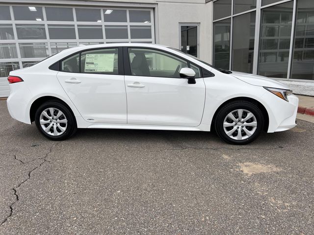 2025 Toyota Corolla Hybrid LE