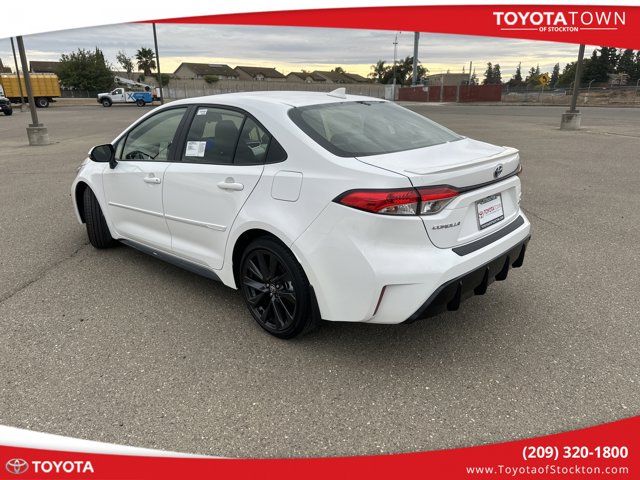 2025 Toyota Corolla Hybrid SE