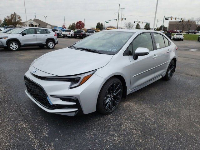 2025 Toyota Corolla Hybrid SE