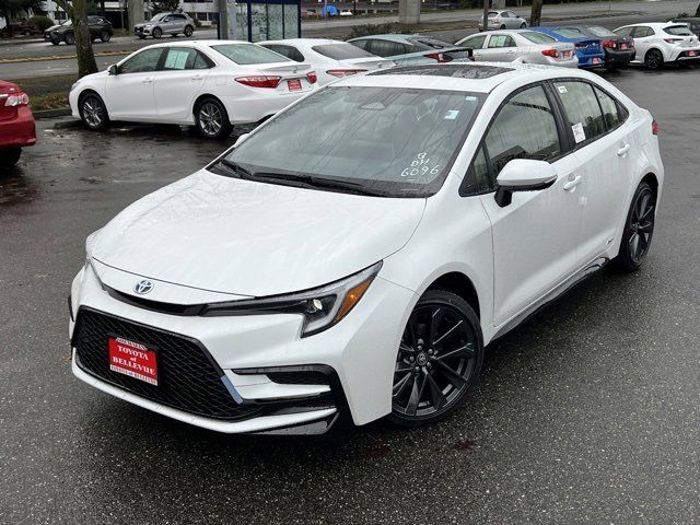 2025 Toyota Corolla Hybrid SE