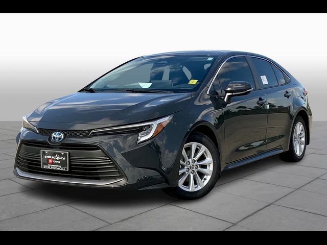 2025 Toyota Corolla Hybrid XLE