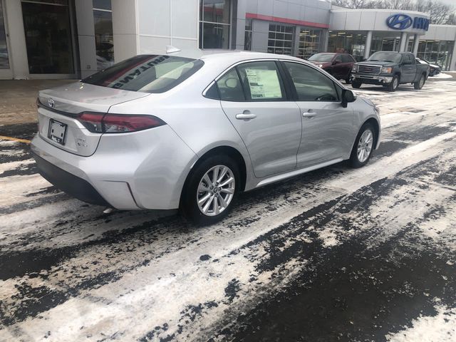 2025 Toyota Corolla Hybrid XLE