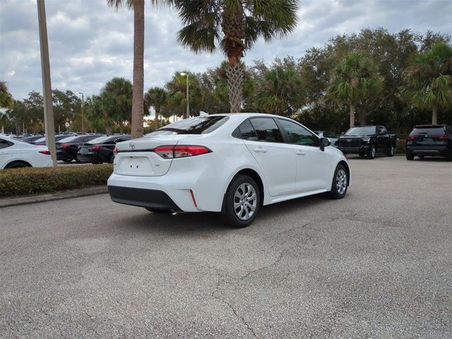 2025 Toyota Corolla LE