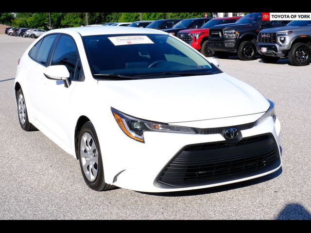 2025 Toyota Corolla LE