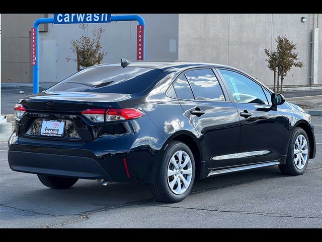 2025 Toyota Corolla LE