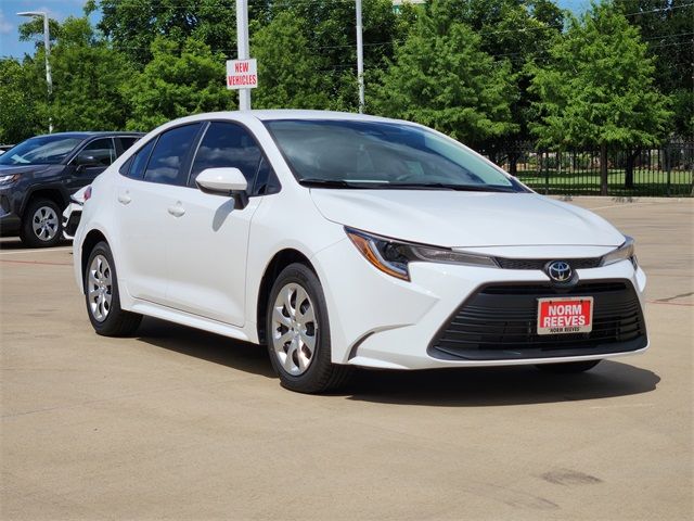 2025 Toyota Corolla LE