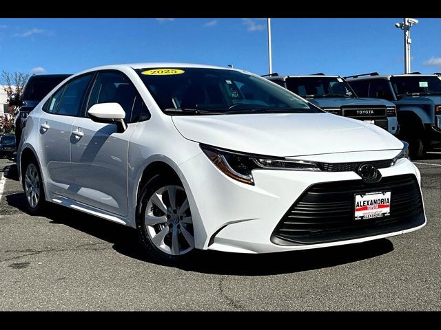 2025 Toyota Corolla LE